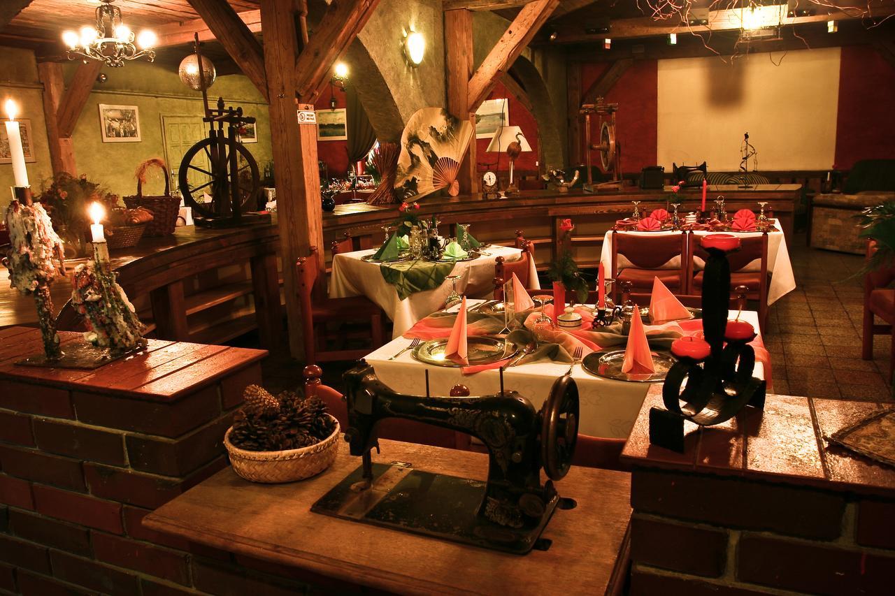 Wisla Mala Hotel Restauracja Pustelnik מראה חיצוני תמונה