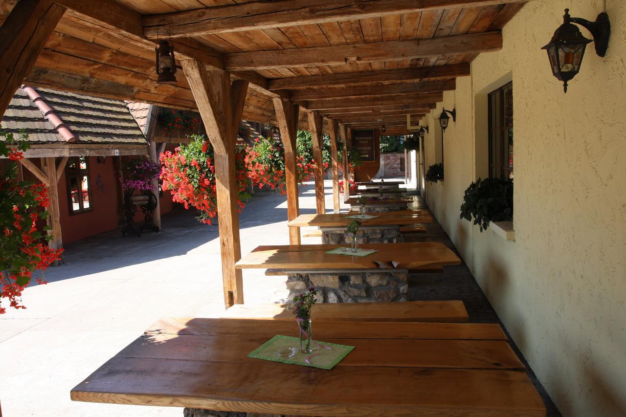 Wisla Mala Hotel Restauracja Pustelnik מראה חיצוני תמונה