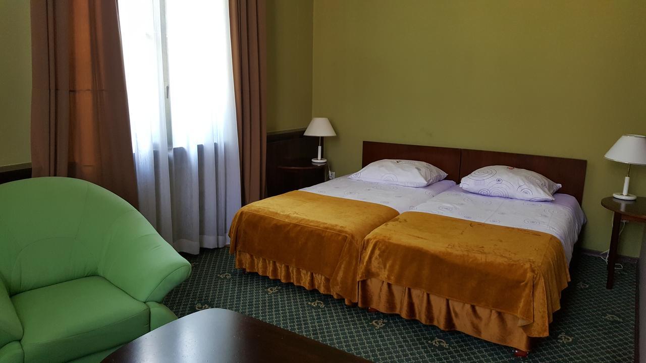 Wisla Mala Hotel Restauracja Pustelnik מראה חיצוני תמונה